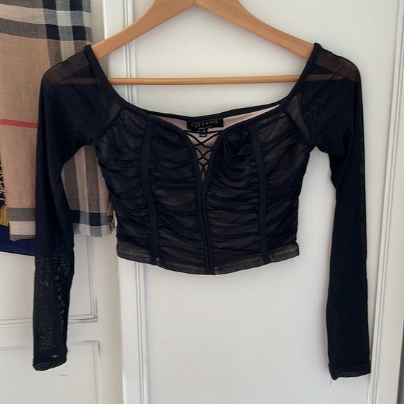 City Lux Boutique Black Crop Top Blouse - Picture 3 of 8